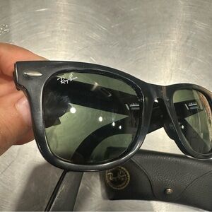 Original Classic Ray-Ban Black Wayfarer Sunglasses